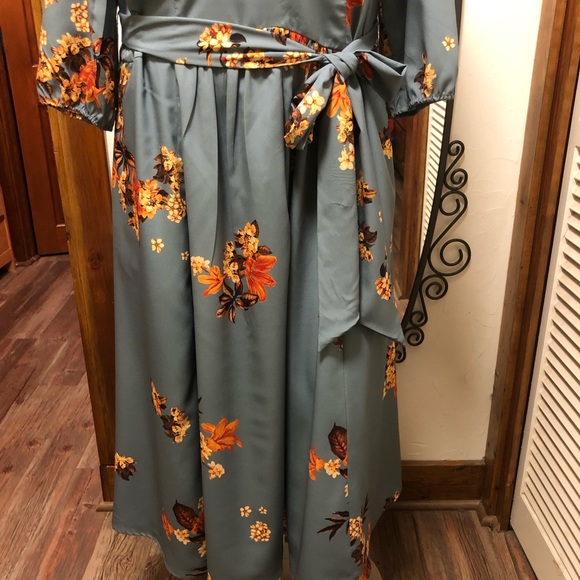 New eShatki Dress 18W - Picture 3 of 7